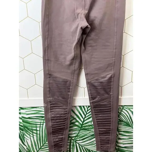 Alo Yoga Activewear High Waist Moto Purple Dusk Leggings - Size - XS - Picture 4 of 7